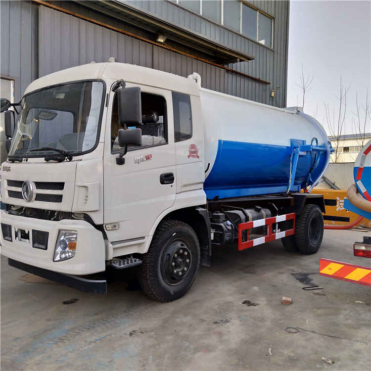 吸污车5